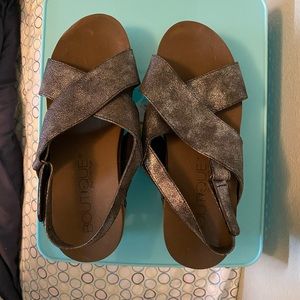 Wedge heal Corky size 7